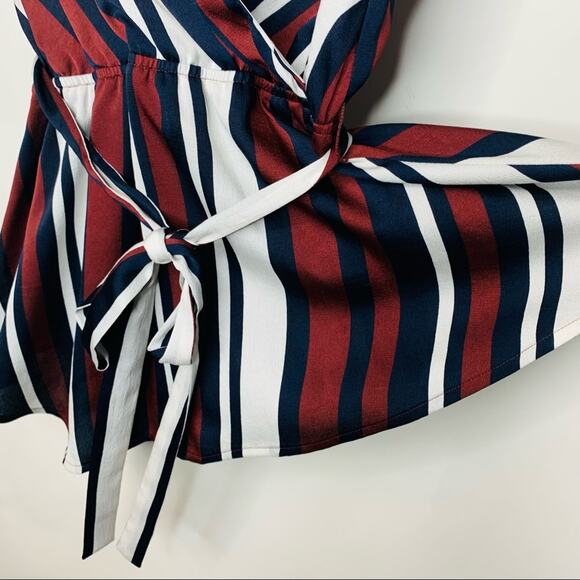 Express Blue Burgundy Strip Wrap Blouse Sz Small - Picture 8 of 9